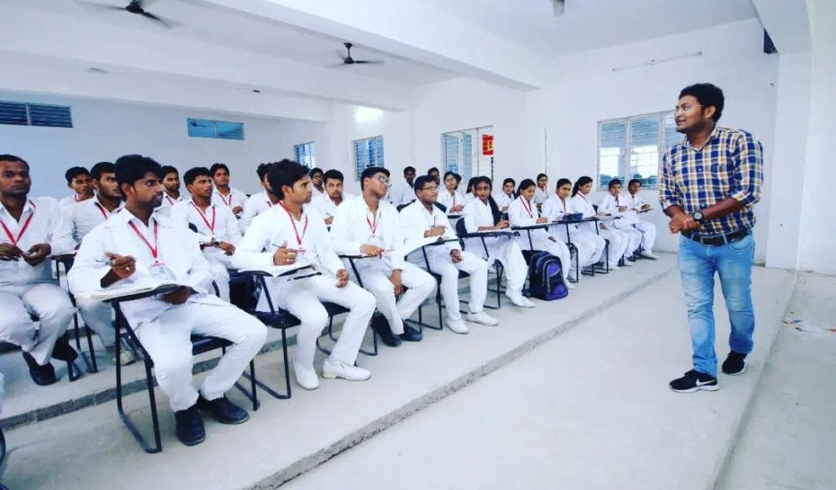 FS-University-Best-Private-University-in-shikohabad-Firozabad-11
